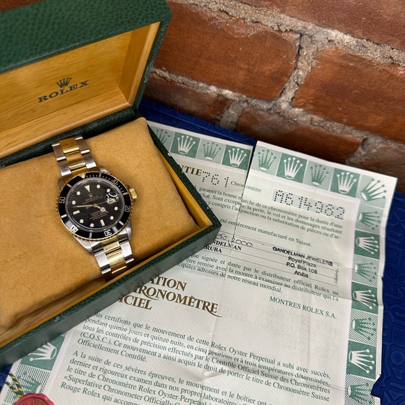 Rolex Submariner 16613 Box and Paperd - Picture 1 of 9